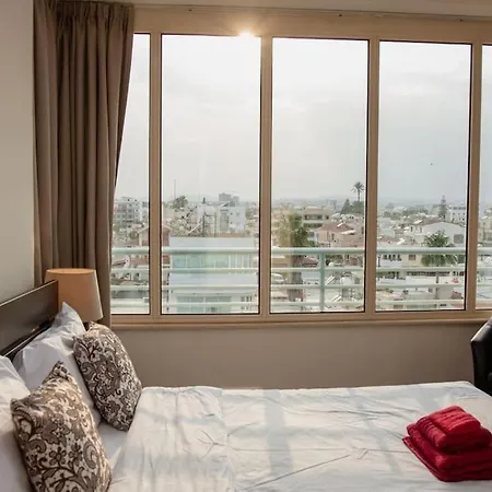 Authentic Cyprus With Rooftop Apartment *